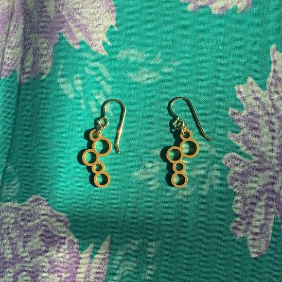 Gold earrings - Picture 2 of 2